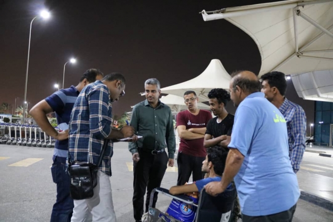 مغادرة 50 من جرحى الساحل الغربي لتلقي العلاج في مصر