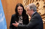 رئيسة وزراء نيوزلندا وطفلتها الرضيعة في الامم المتحدة