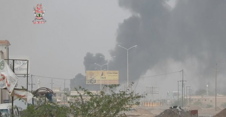 مئات القتلى والجرحى من عناصر مليشيا الحوثي بغارات لطيران التحالف العربي على معسكر تدريبي في المراوعة