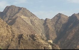 ميلشيات الحوثي تقصف قرى القبيطة