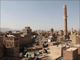 المالكي: الميليشيا الحوثية تستخدم المساجد كمواقع عسكرية بما يخالف القانون الدولي
