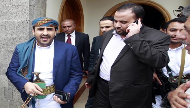 بعد ان شفط 21 مليار ريال : قيادي حوثي كبير يخرج من اليمن خروج نهائي