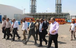 وزيرا النفط والكهرباء يتفقدا سير العمل بمحطة كهرباء المنصورة وغرفة العمليات المشرفة على منحة وقود السعودية