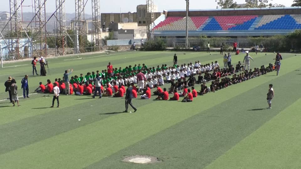 برعاية السلطة المحلية وبالتنسيق مع مكتب الشباب والرياضة تعز تحتفل بيوم العلم الإماراتي