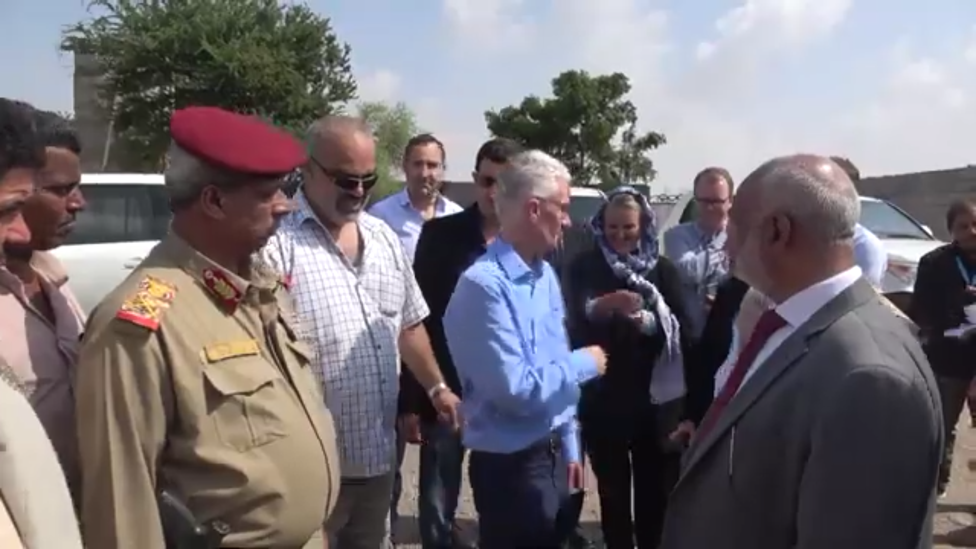 زيارة تفقدية لمساعد الأمين العام للأمم المتحدة لمخيم اللاجئين في محافظة  لحج