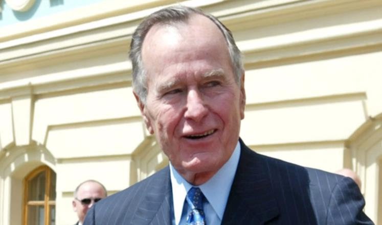 وفاة الرئيس الامريكي السابق بوش الاب