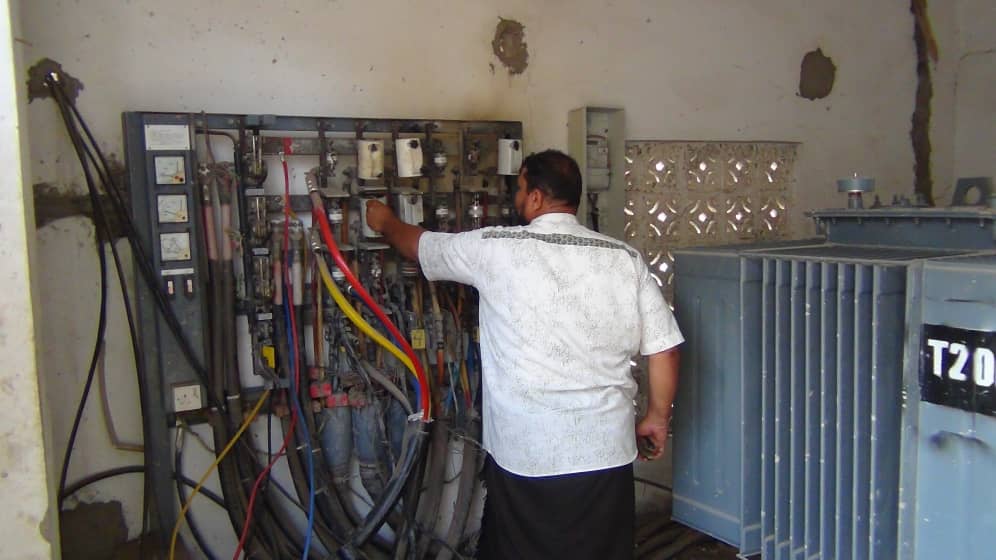 عدن : حقيقة اعفاء المواطنين عن مديونية الكهرباء