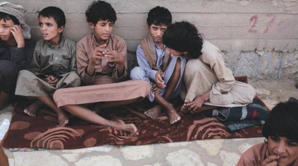 مليشيا الحوثي تختطف الأطفال المتسولين وآخرين يعملون في جمع الخردة وترسلهم للجبهات