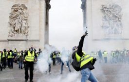 عاجل / باريس : حرائق تندلع في مناطق مختلفة وعشرات الجرحى بين المتظاهرين والشرطة