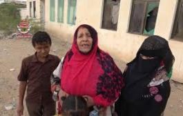 مسنة في السبعينيات تروي معاناتها من قصف مليشيات الحـوثي في حيس