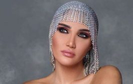 فنانة عربية تظهر عارية تماما في كليب إحدى أغانيها الجديده