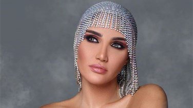 فنانة عربية تظهر عارية تماما في كليب إحدى أغانيها الجديده