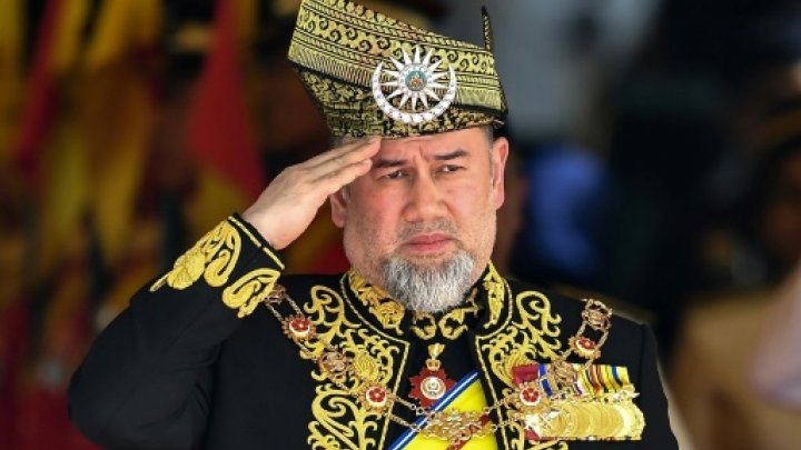 ملك ماليزيا سلطان محمد الخامس يتخلى عن العرش لأسباب مجهولة