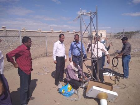 تركيب اول محطة مناخية للانذار المبكر في اليمن بمحافظة أبين