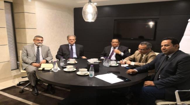 الخبجي والنقيب يلتقيا السفير الفرنسي لدى اليمن