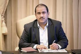 وزير النفط والمعادن يشكل لجنة لتقصي الحقائق حول ملابسات الحريق في خزانات الوقود في شركة مصافي عدن