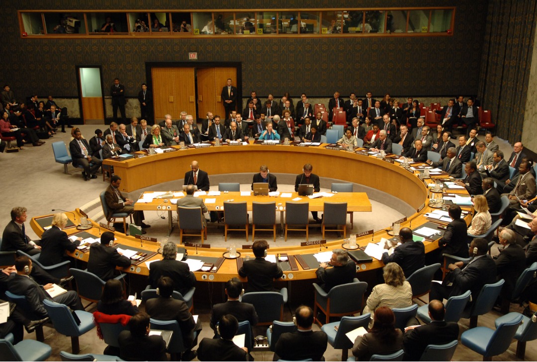 مجلس الأمن يوافق بالإجماع على نشر مراقبين دوليين بميناء الحديدة