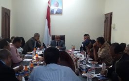 محافظ الحديدة من عدن يعقد الاجتماع الأول مع لجنة متابعة أوضاع الحديدة 