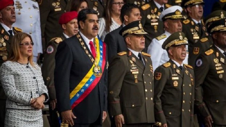 بوادر انقلاب عسكري في فنزويلا