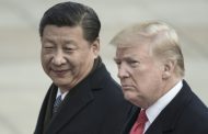 لعبة بوكر تجارية محفوفة بالمخاطر بين واشنطن وبكين