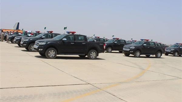 السعودية تسلم أمن حضرموت دفعة جديدة من السيارات