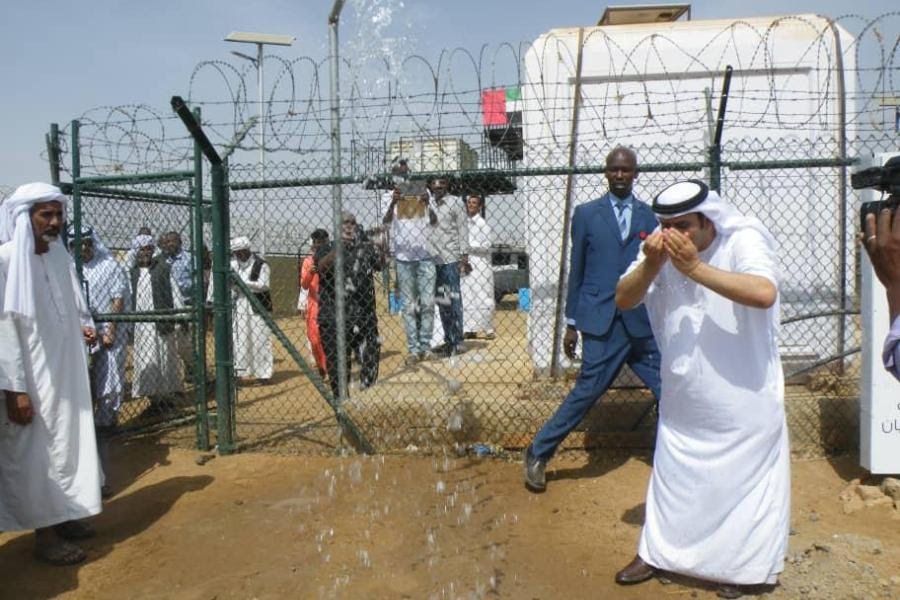 الامارات العربية المتحده الإمارات تنفذ 4 محطات للمياه بكسلا بمبلغ 644 ألف دولار وتبدأ بتنفيذ 10 آبار أخرى