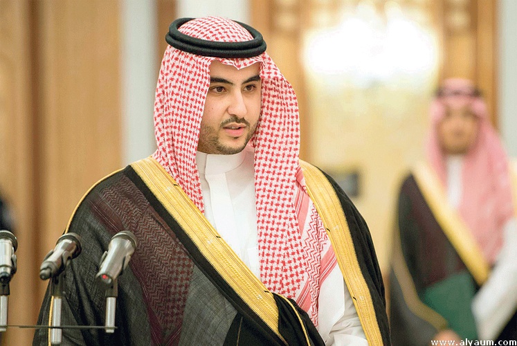 بن سلمان يكشف السر الخطير الذي جعل وزير خارجية إيران يقدم استقالته ويرجع عنها