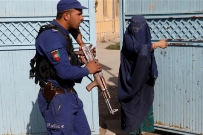 أي مصير ينتظر نساء أفغانستان مع عودة طالبان؟