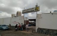 بعد مطالبات استمرت لعام كامل..سائقوا النقل الثقيل ينفذون اضراب جزئي في محافظة عدن