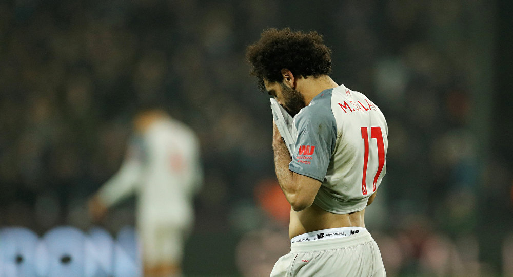 محمد صلاح يتعرض لهتافات عنصرية من جماهير وست هام