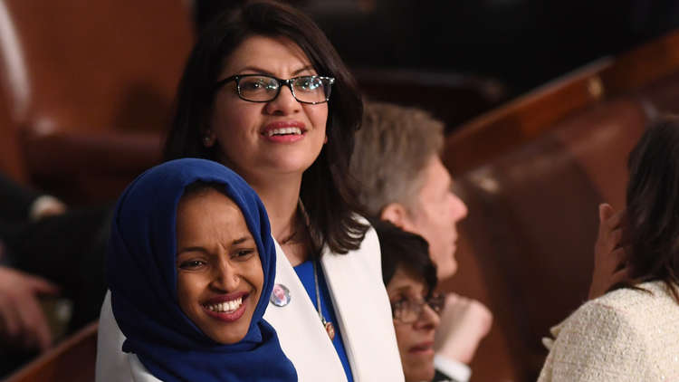 نائبتان مسلمتان ديمقراطيتان بالكونغرس الأمريكي تشعلان تمردا في حزبهما ضد إسرائيل
