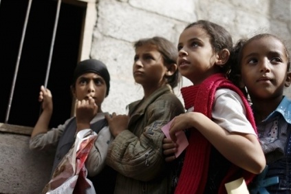 تجويع اليمنيين سلاحهم.. تقرير: هل استفاقت الأمم المتحدة ضد مخططات الحوثيين