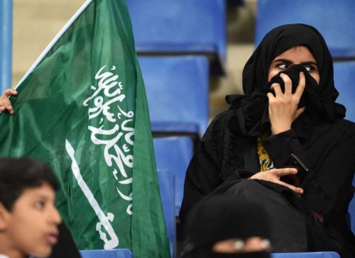 السعودية تنظم أول كأس خليج لكرة القدم النسائية