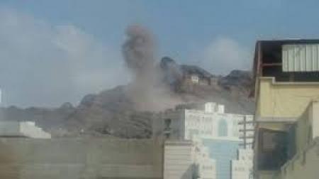 مليشيات الحوثي تفجر منزل احد مشائخ الحشاء