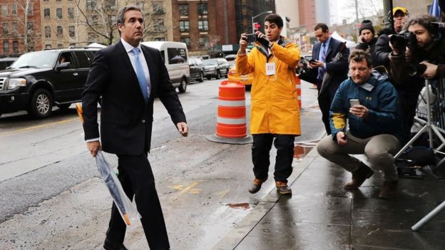 “عنصري” و”مخادع” و “غشاش” من هو الرئيس المعني بهذه الصفات ومن وصفه؟