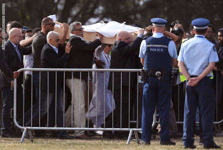 اردنية ذهبت لتشييع جثمان ابنها أحد ضحايا هجوم نيوزيلندا فماتت هناك