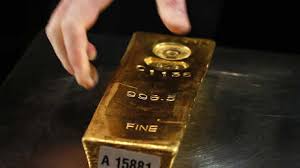الصين تثابر على تكديس الذهب في خزائنها