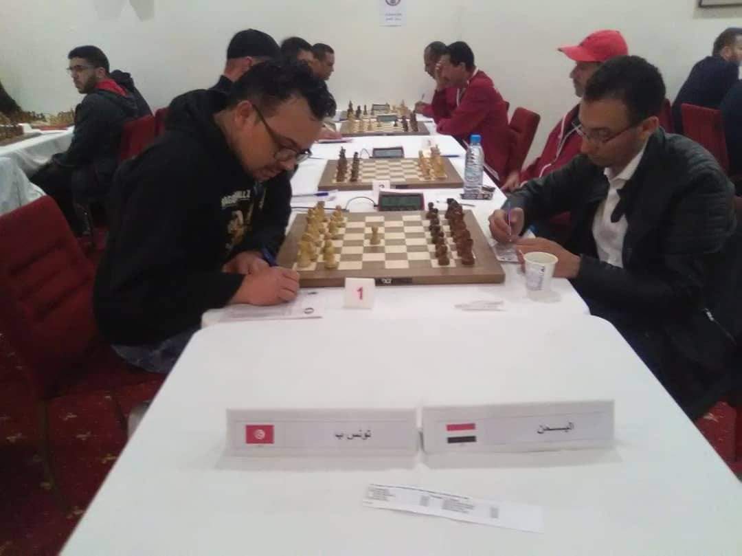 في إفتتاح بطولة الفرق العربية للعبة الشطرنج فريق المهرة يتغلب على الفريق التونسي