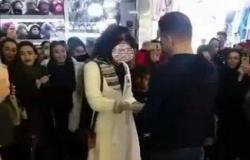 إحتفالآ باليوم العالمي للمرأة.. إيران تعتقل شاب طلب يد فتاة للزواج منها