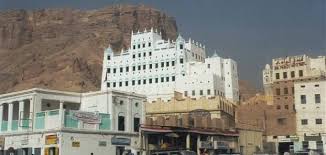  انفجارين عنيفين يهزان مدينة سيئون 