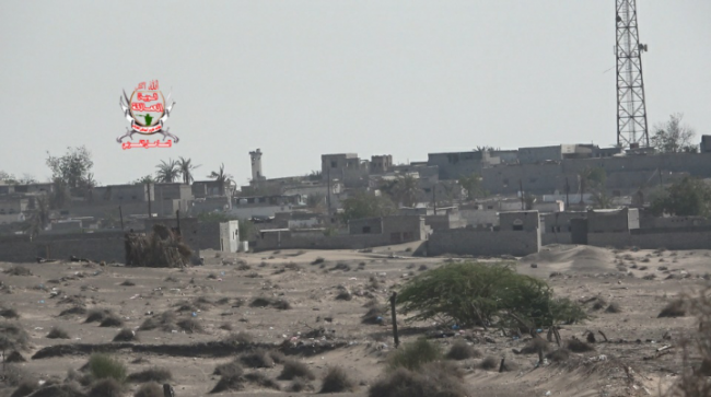 الحديدة .. الحوثيون يشنون قصف عنيف على مواقع القوات المشتركة في الدريهمي