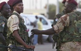 السودان: الجيش يحاصرمنزل أشقاء الرئيس عمر البشير بالعاصمة الخرطوم