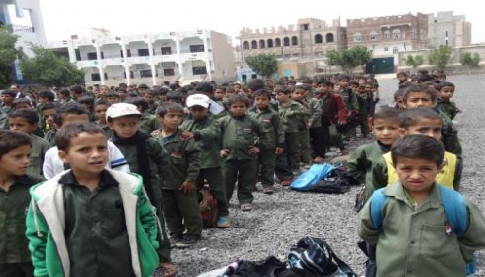 الحوثيون يمنعون مدارس صنعاء من إقامة احتفالات لتكريم طلابها