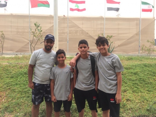 منتخب اليمن لتنس الميدان يتوج بطلا لكاس ديفيز للناشئين (تجمع البحرين)