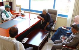 وزير الصحة ومدير مركز الملك سلمان يناقشان تعزيز التعاون لدعم القطاع الصحي