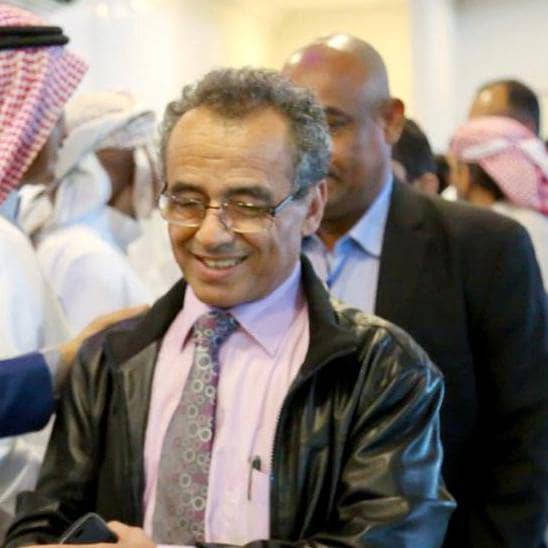 مسئول بالمجلس الانتقالي يوجه رسالة مهمة لأعضاء البرلمان اليمني