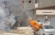 احتراق باص في عدن جراء انفجار وقع بالشيخ عثمان