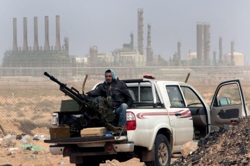 ضجيج حرب على الجبهة الاقتصادية في ليبيا
