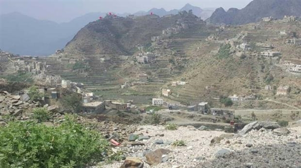 إب.. مليشيا الحوثي تقتحم قرى في العود وتختطف عدداً من المواطنين