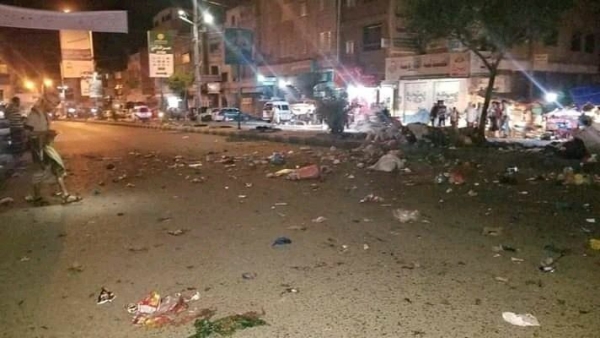 مقتل اثنين مدنيين وإصابة آخرين بانفجار عبوة ناسفة وسط مدينة تعز